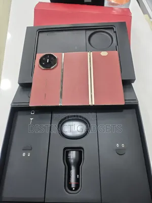 Huawei Mate XT Ultimate Design 512 GB Red