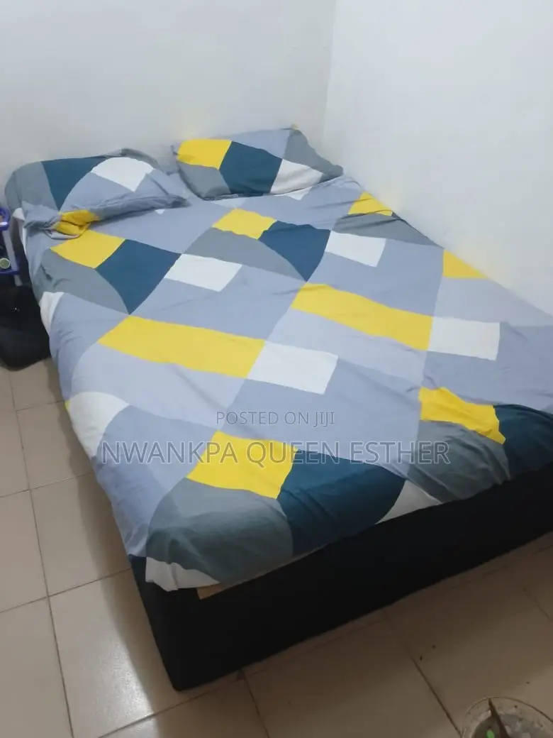 Clean 4 by 6ft Bed Frame-No Issues