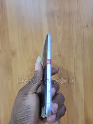 Apple iPhone 11 128 GB White
