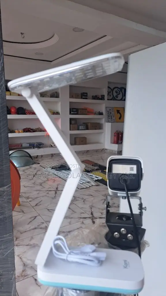 Kami Rechargeable Indoor Table Light