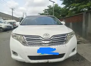 Toyota Venza V6 AWD 2010 White