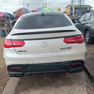 Mercedes-Benz GLE-Class 2017 White