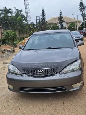 Toyota Camry 2006 Silver