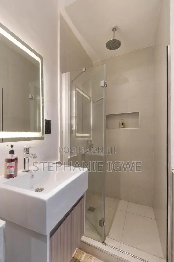 2bedroom Mansionette in Lekki Phase 1