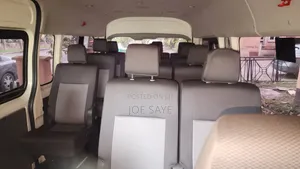 Toyota HiAce 2021 White