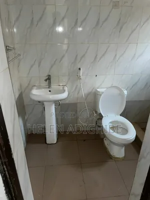 Furnished Mini Flat in Bode Thomas for rent