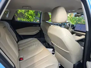 New Baojun Yunhai 2025 Blue