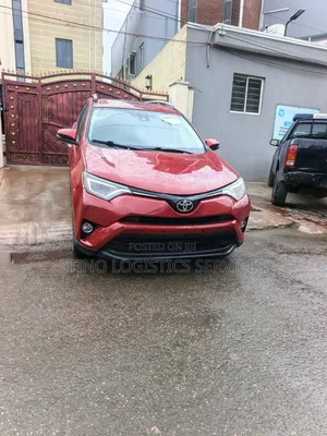 Toyota RAV4 2017 Red