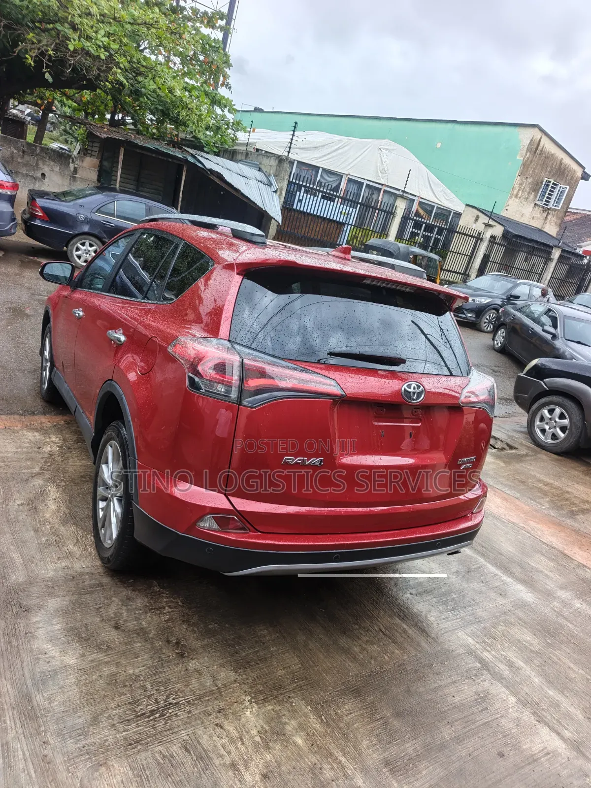 Toyota RAV4 2017 Red