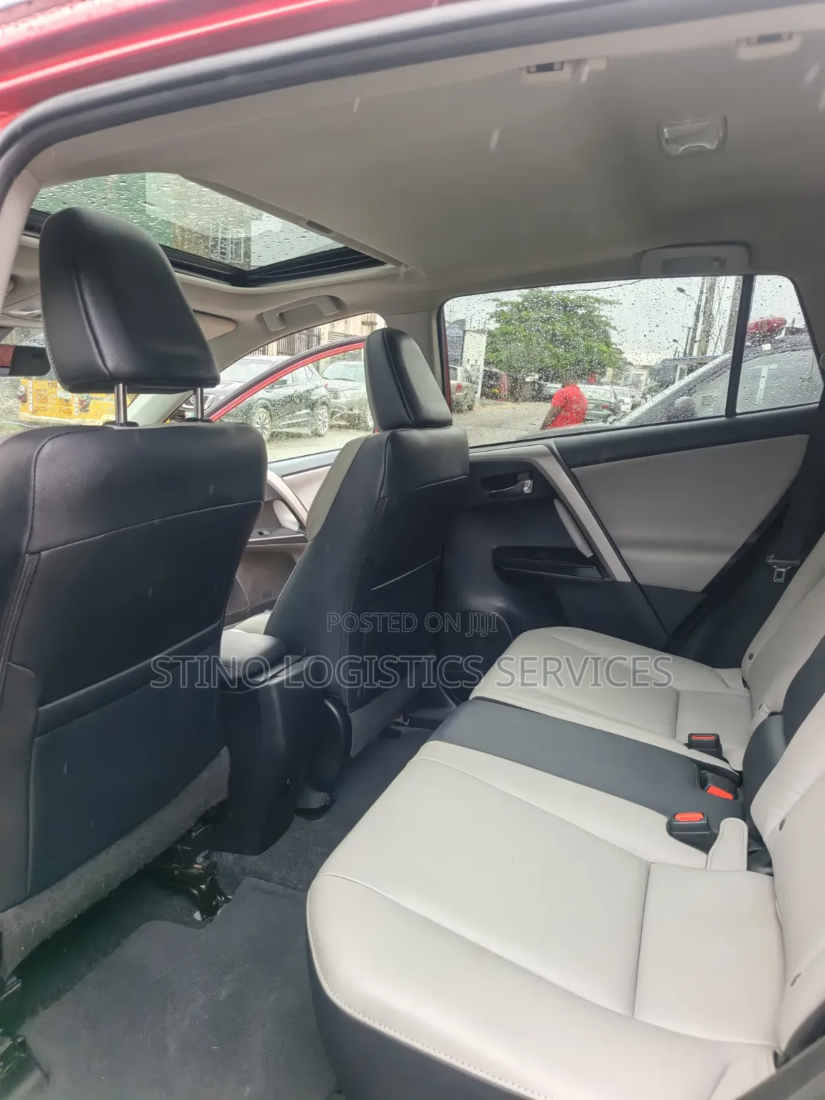 Toyota RAV4 2017 Red