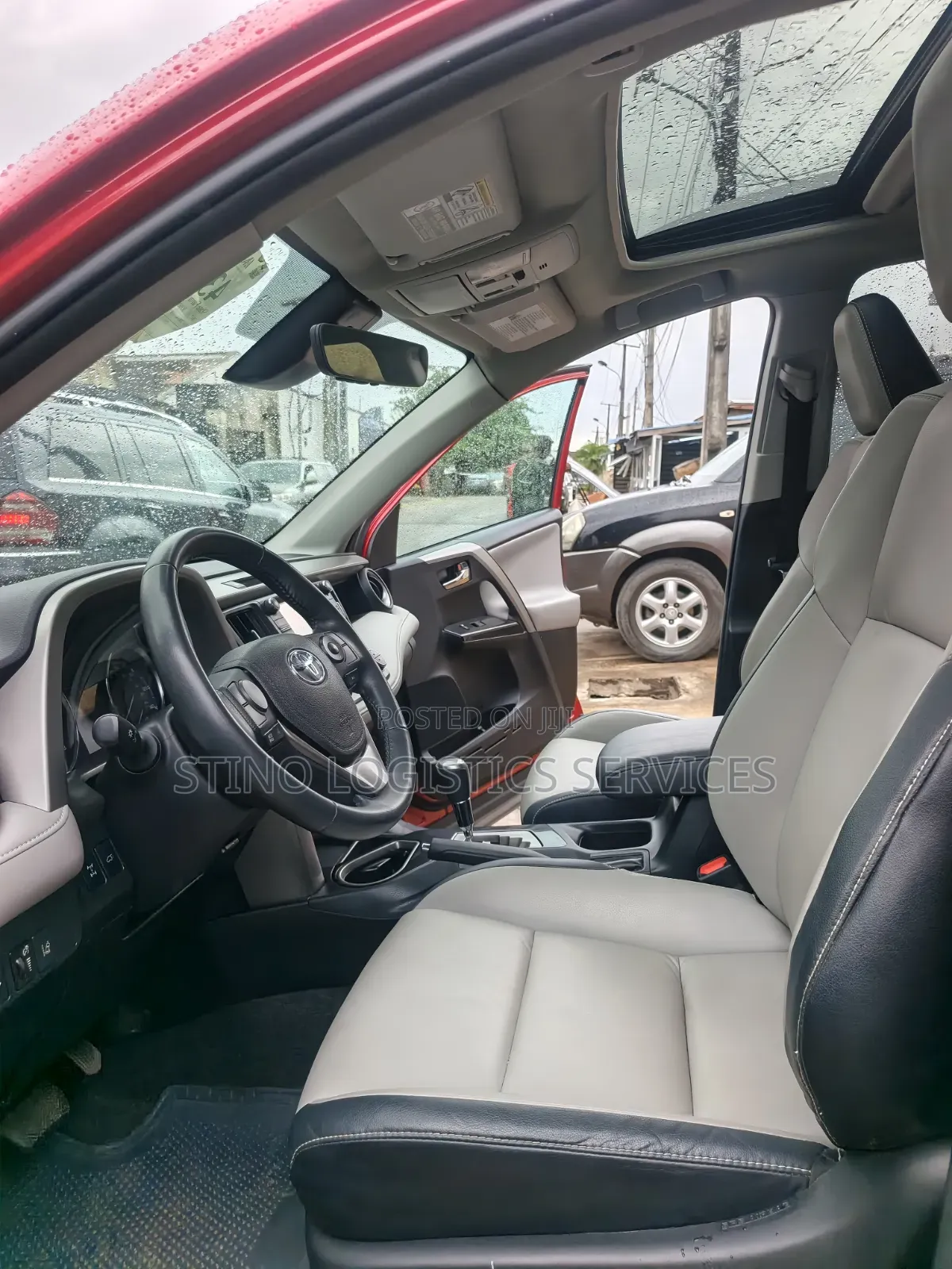 Toyota RAV4 2017 Red
