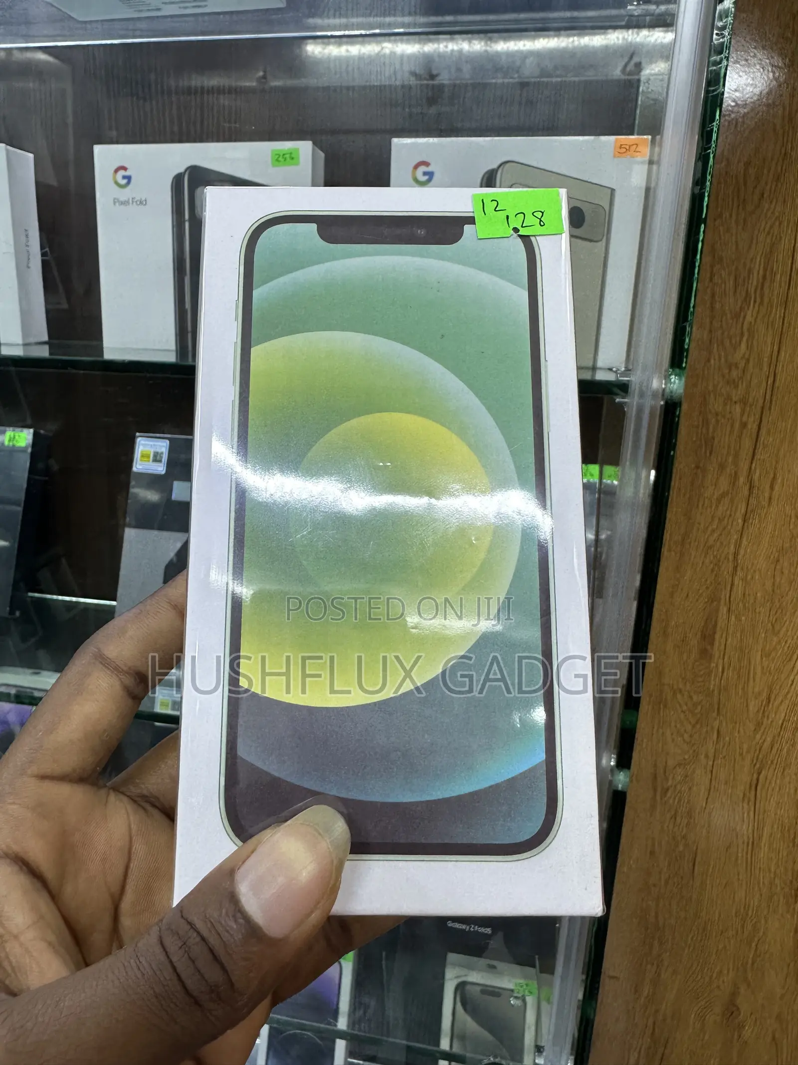 New Apple iPhone 12 128 GB Green