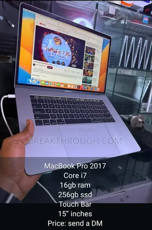 Laptop Apple MacBook 2017 16GB Intel Core i7 SSD 256GB
