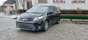 Toyota Sienna SE Premium 8 Passenger FWD 2020 Black