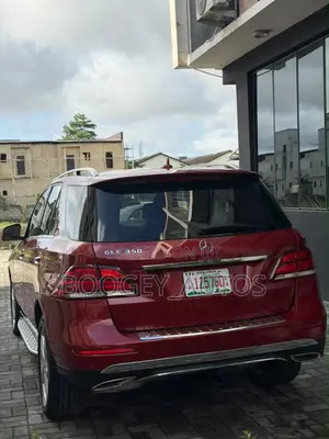 Mercedes-Benz GLE-Class 2017 Red