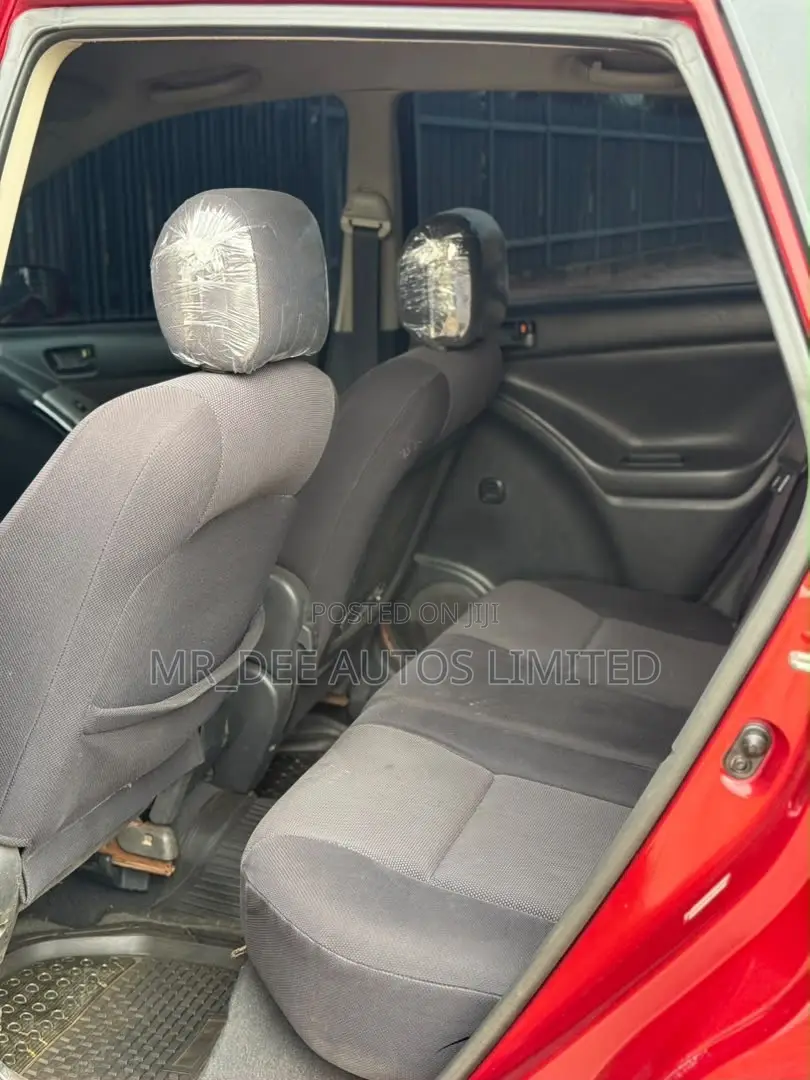 Pontiac Vibe Automatic 2004 Red