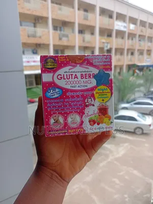 Gluta Berry 200000 Mg (Retains Your Skin Moisture)