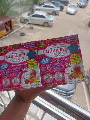 Gluta Berry 200000 Mg (Retains Your Skin Moisture)