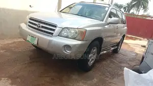 Toyota Highlander 2005 Silver