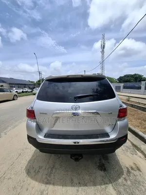 Toyota Highlander 2013 Silver