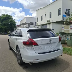 Toyota Venza 2012 White