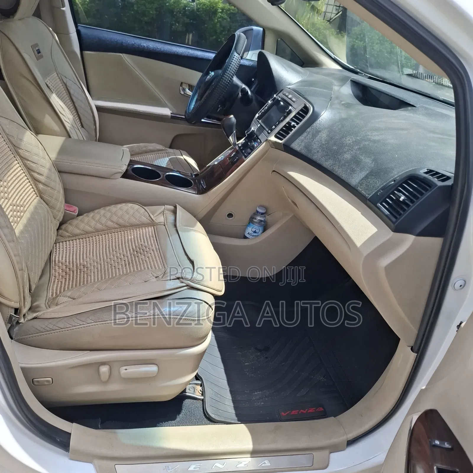 Toyota Venza 2012 White