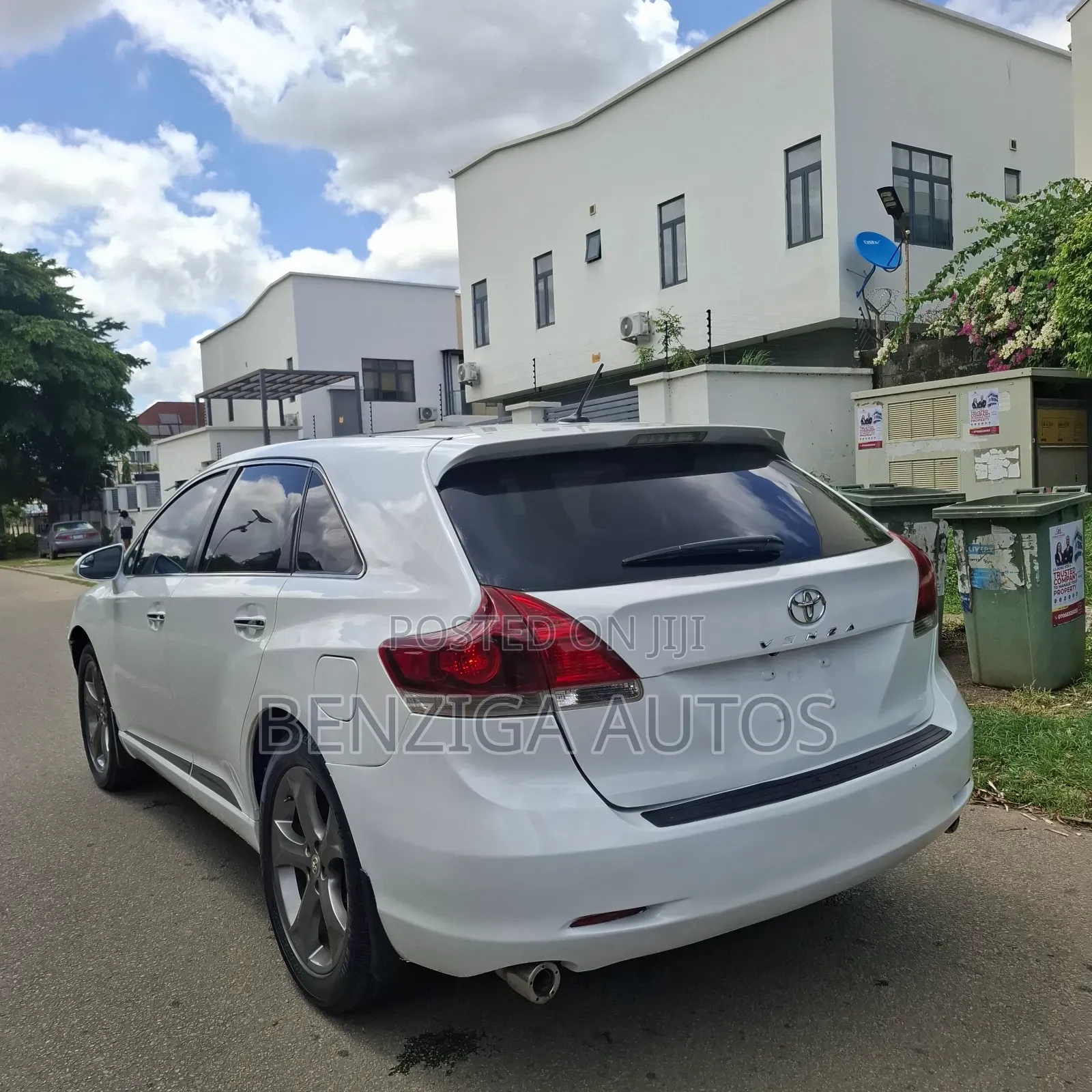 Toyota Venza 2012 White