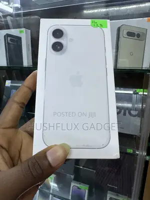 New Apple iPhone 16 128 GB White