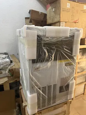 Ice Maker 40 Cubes