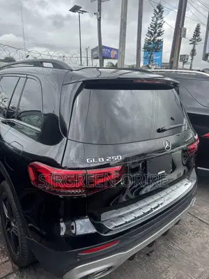 Mercedes-Benz GLB-Class 2022 Black
