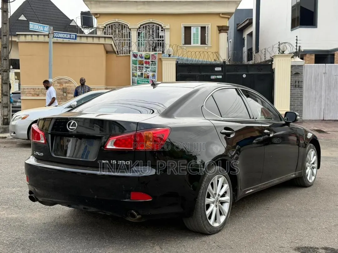 Lexus IS 2009 Black