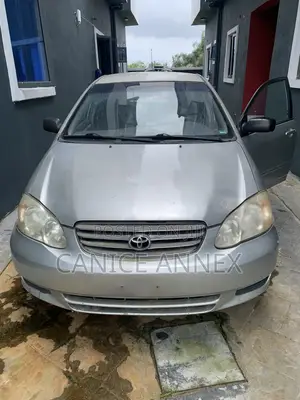 Toyota Corolla LE 2004 Silver
