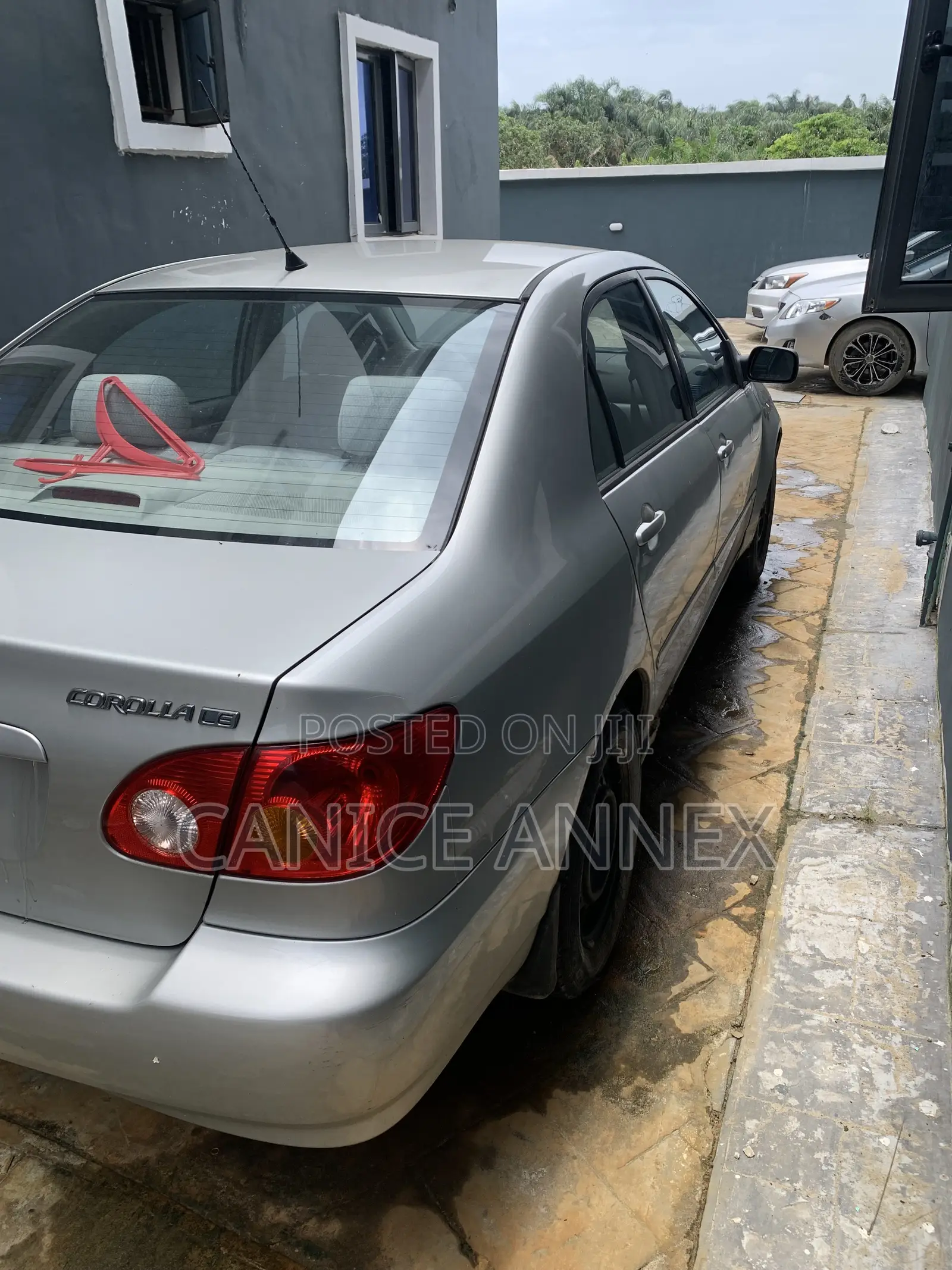 Toyota Corolla LE 2004 Silver