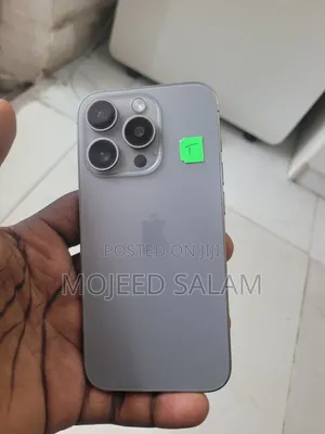Apple iPhone 15 Pro 128 GB Silver