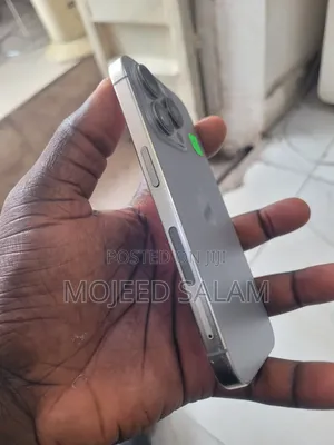 Apple iPhone 15 Pro 128 GB Silver