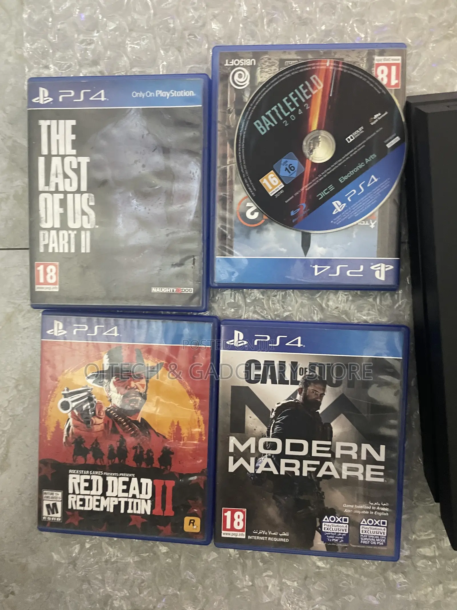 PS4 Console Plus 4 Games