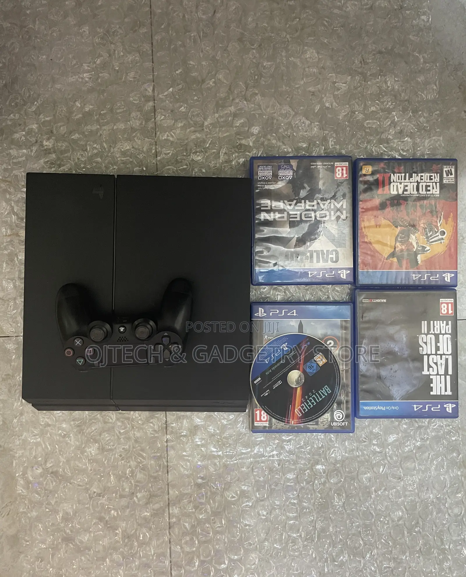 PS4 Console Plus 4 Games