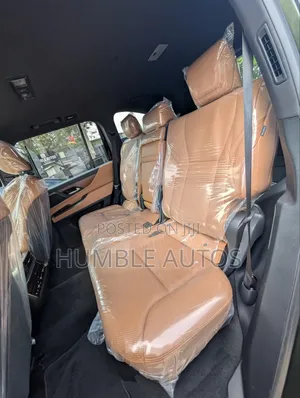 Lexus LX 600 2022 Green