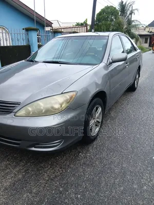 Toyota Camry SE 4dr Sedan (2.4L 4cyl 4A) 2004 Gray