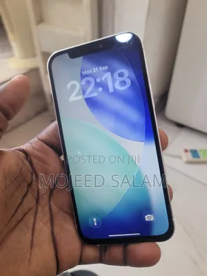 Apple iPhone 12 64 GB White