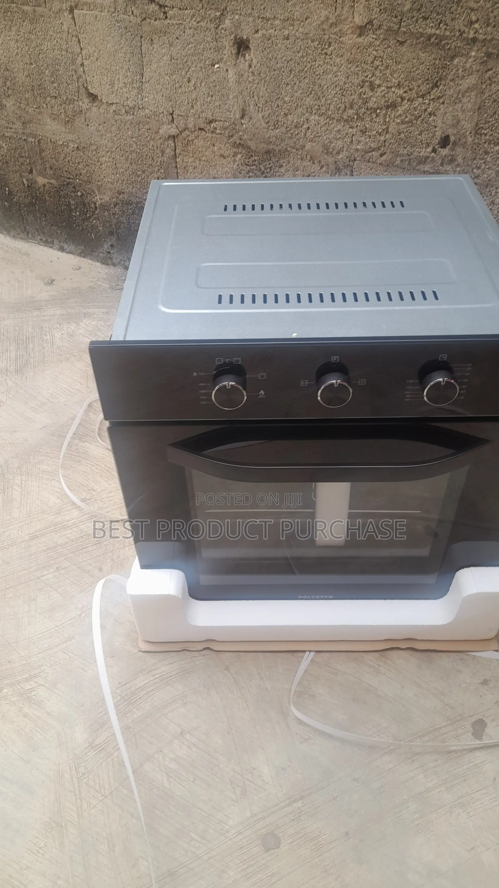 Professional Baking: Brand New Polystar PV-JYEG278BB Oven