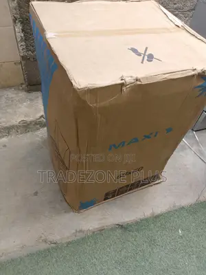Maxi Standing Gas Cooker – 4 Burners, Great Value