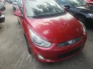 Hyundai Accent 2016 Red