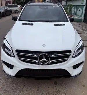 Mercedes-Benz GLE-Class GLE 350 2017 White