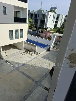 4bdrm Duplex in Ojora Road, Off for rent
