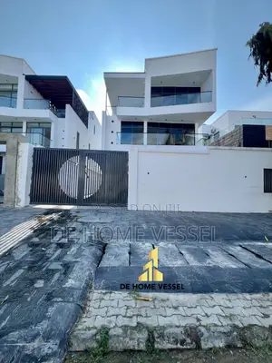 5bdrm Duplex in Lekki Phase 1 for sale