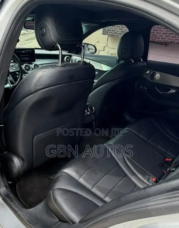 Mercedes-Benz C400 2016 Gray