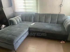 L Sharp Chair