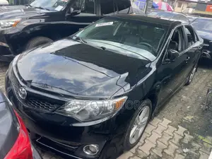 Toyota Camry SE 4dr Sedan (2.5L 4cyl 6A) 2014 Black