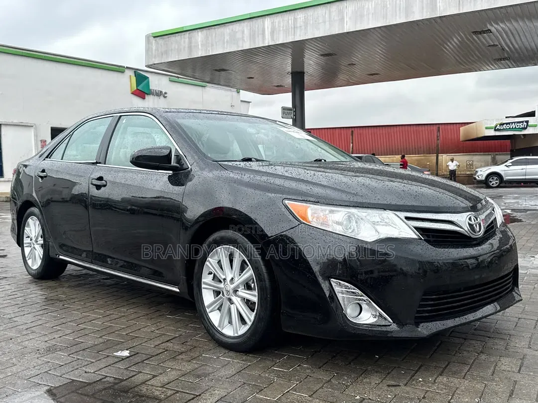 Toyota Camry 2012 Black